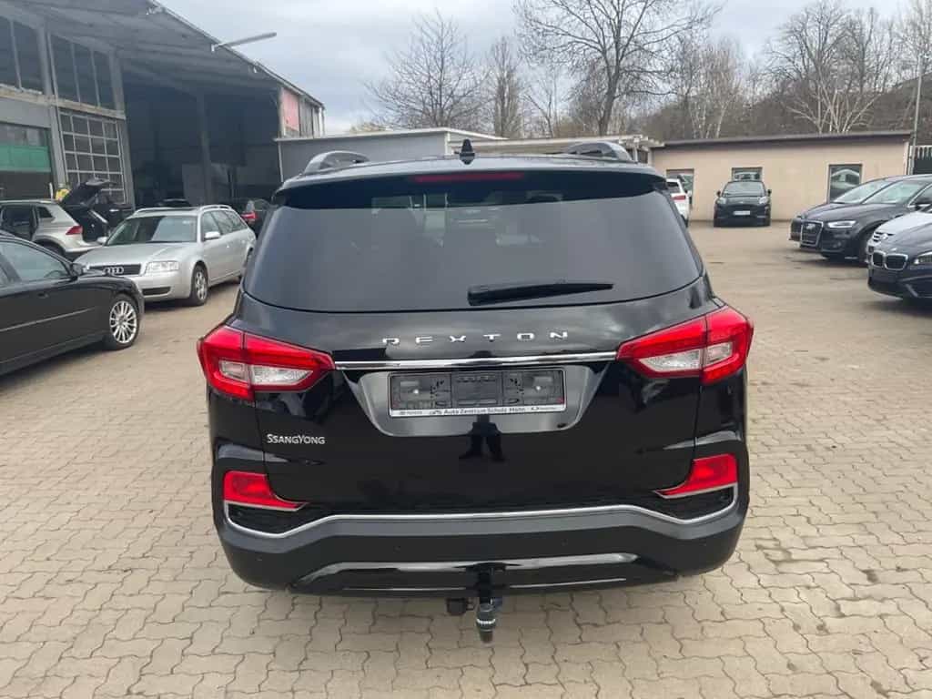 Ssangyong REXTON 2.2 Sapphire 4WD TÜV 02.2027 11/2017-photo-5