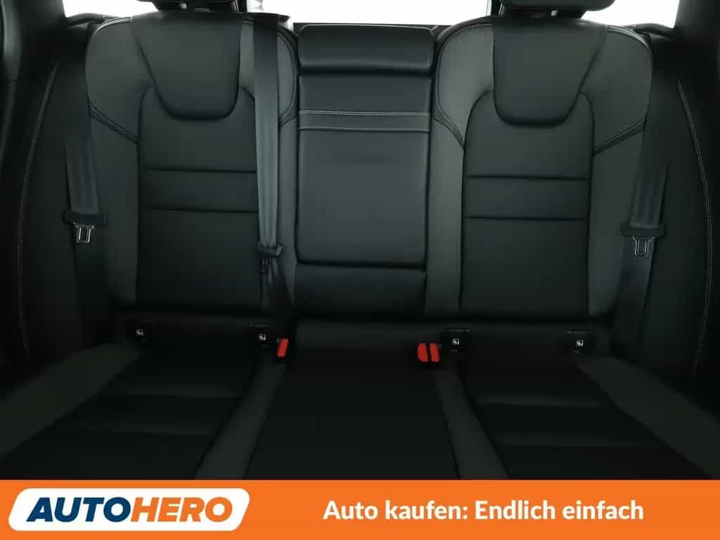 Volvo V60 2.0 B4 R-Design Aut.*NAV*LED*TEMP*CAM*PDC*SHZ* 09/2021-photo-15