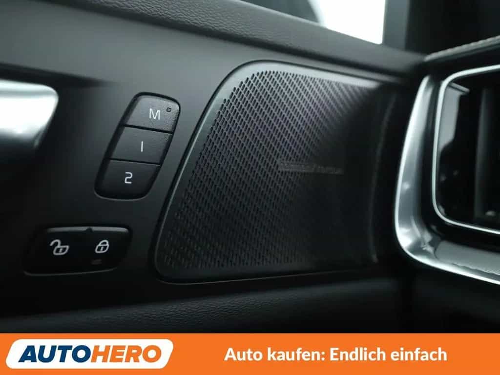 Volvo V60 2.0 B4 R-Design Aut.*NAV*LED*TEMP*CAM*PDC*SHZ* 09/2021-photo-26