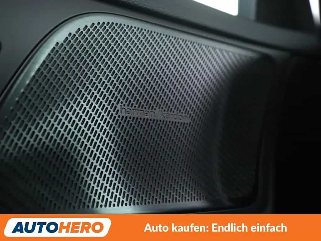 Volvo V60 2.0 B4 R-Design Aut.*NAV*LED*TEMP*CAM*PDC*SHZ* 09/2021-photo-27