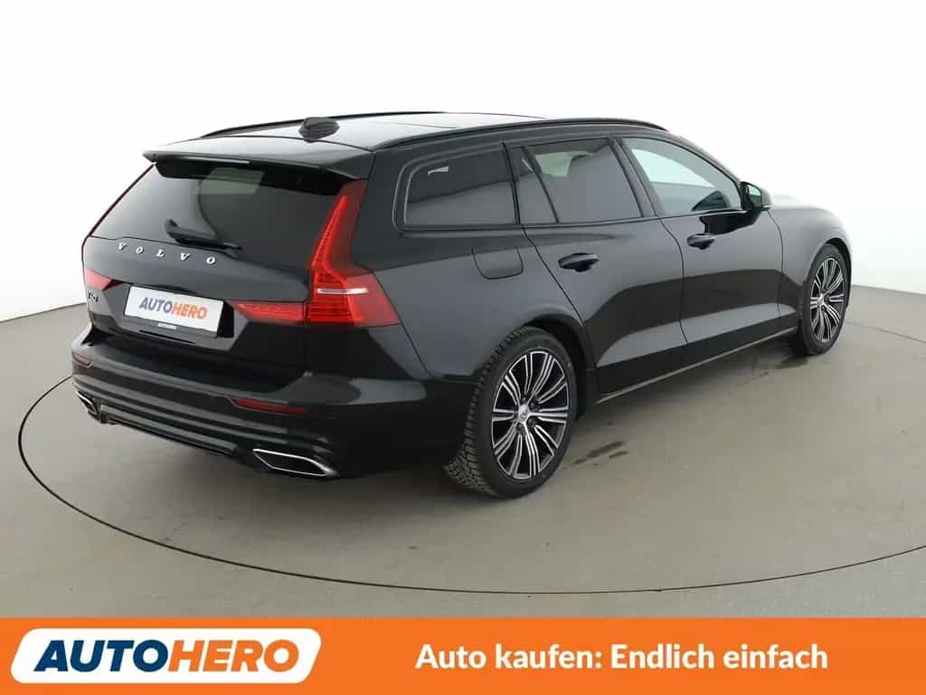 Volvo V60 2.0 B4 R-Design Aut.*NAV*LED*TEMP*CAM*PDC*SHZ* 09/2021-photo-5