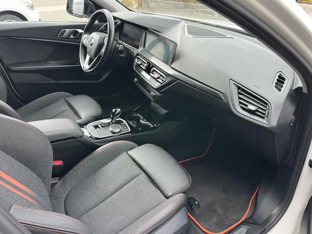BMW 1 Series F40 Sport Line LED/Live Cockpit Prof./PDC 08/2021-photo-9