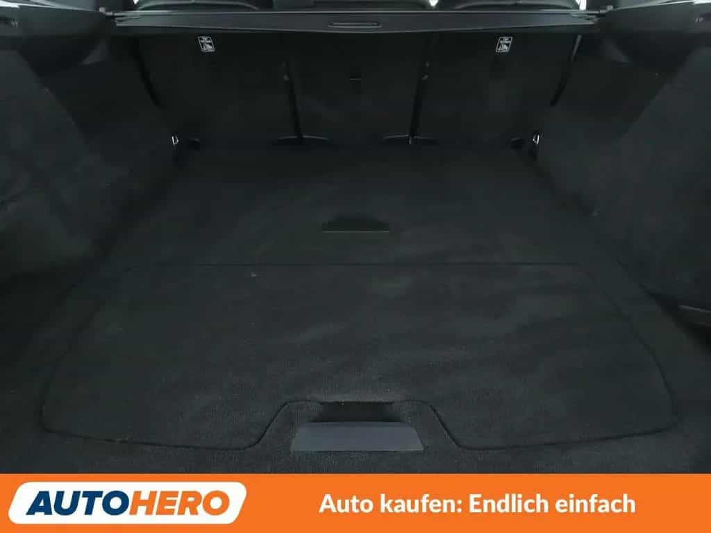 Volvo 2.0 D5 Inscription AWD Aut.*NAV*LED*TEMP*CAM*AHK 07/2017-photo-17