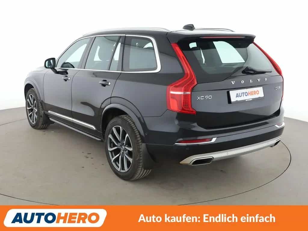 Volvo 2.0 D5 Inscription AWD Aut.*NAV*LED*TEMP*CAM*AHK 07/2017-photo-3