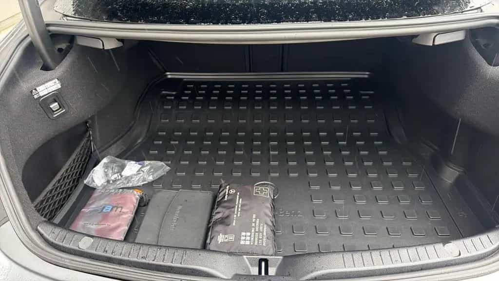 Mercedes-Benz C-Class 200 (BE CAR / LIKE NEW / CAMERA / NAVI / HEATE 04/2016-photo-11
