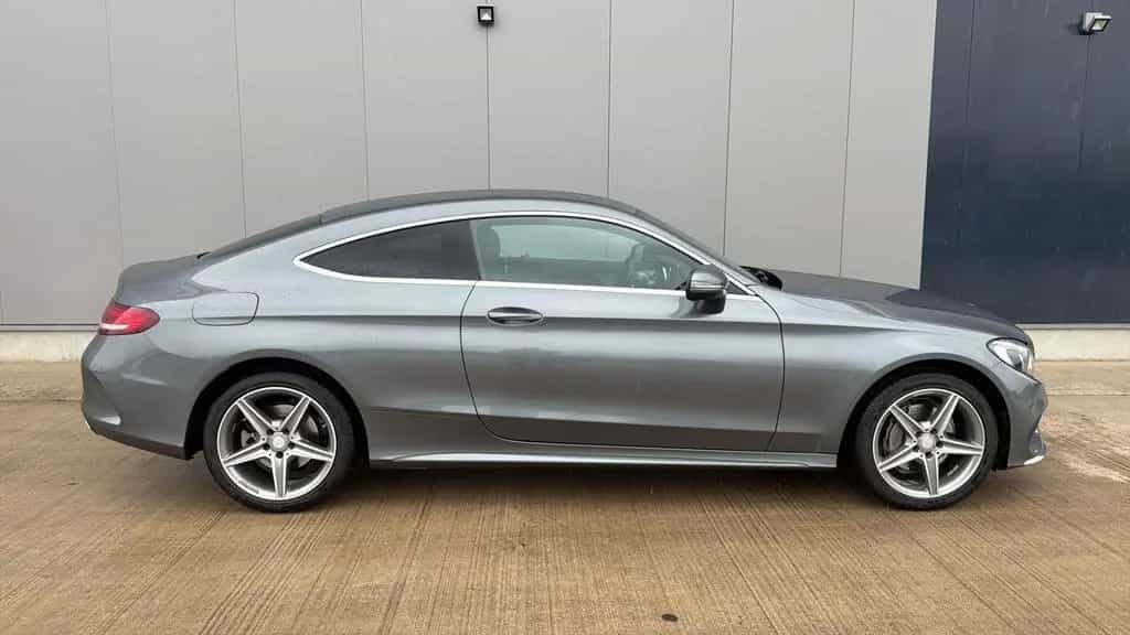 Mercedes-Benz C-Class 200 (BE CAR / LIKE NEW / CAMERA / NAVI / HEATE 04/2016-photo-2