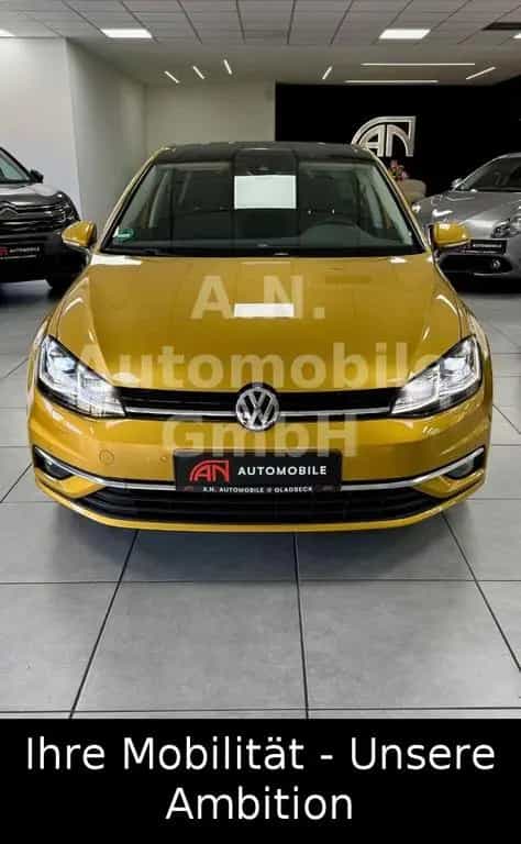 Volkswagen Golf Highline 1.5 TSI*ACC*AHK*Cam*Navi*SHZ*PDC 09/2018-photo-1