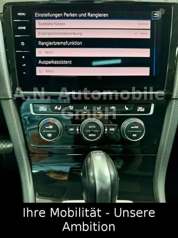 Volkswagen Golf Highline 1.5 TSI*ACC*AHK*Cam*Navi*SHZ*PDC 09/2018-photo-23