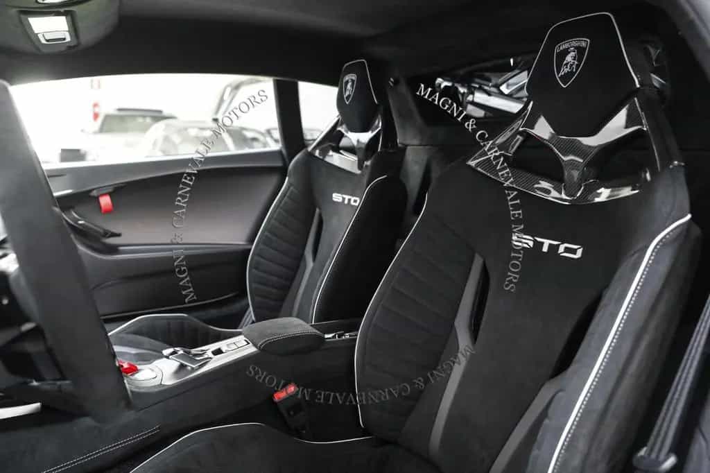 Lamborghini Huracán STO - Lift - Camera 10/2021-photo-9