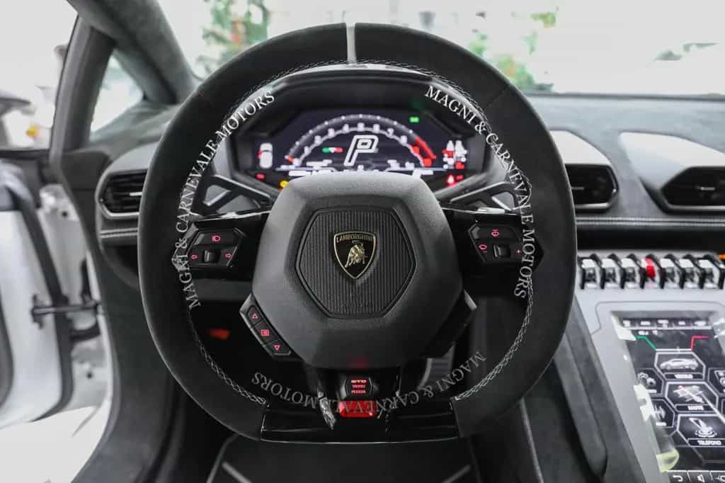 Lamborghini Huracán STO - Lift - Camera 10/2021-photo-7