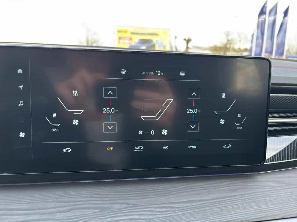 KGM Actyon Lux AWD AT *Pano/LED/Navi/Leder/SHZ* null-photo-22