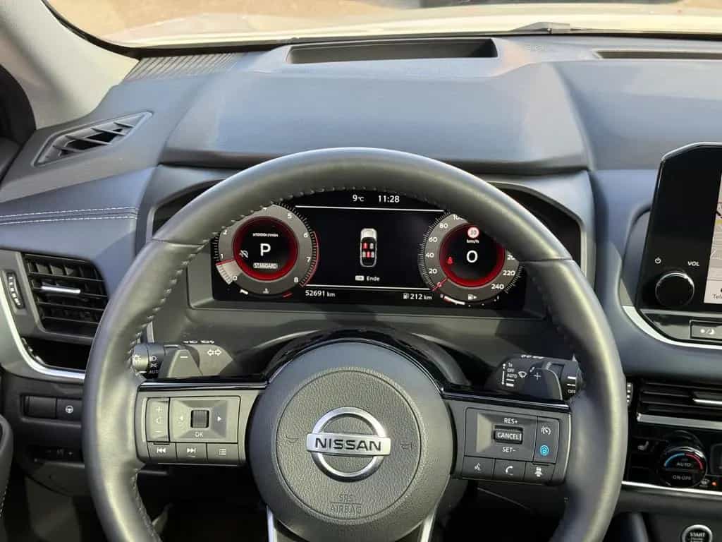Nissan Qashqai 1.3DIG-T MHEV Xtronic Premiere/AHK/1HAND 11/2021-photo-19