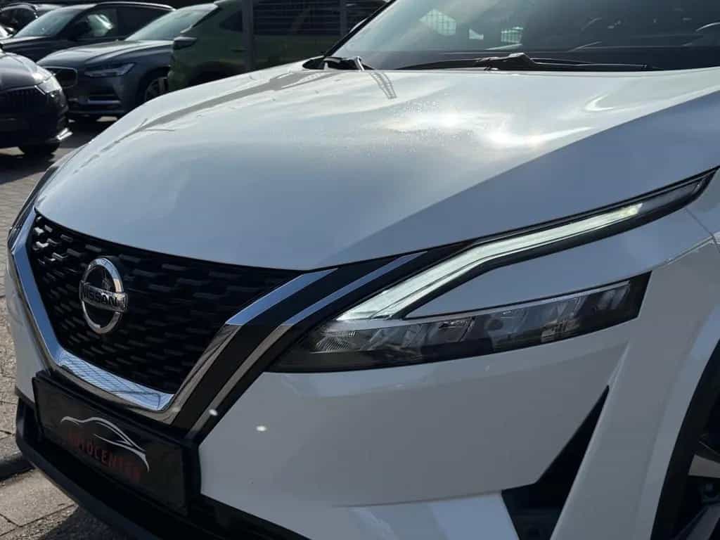Nissan Qashqai 1.3DIG-T MHEV Xtronic Premiere/AHK/1HAND 11/2021-photo-2