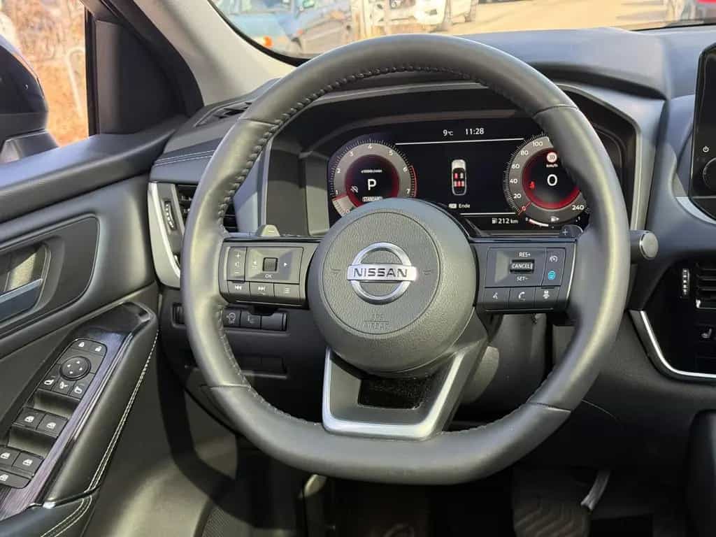 Nissan Qashqai 1.3DIG-T MHEV Xtronic Premiere/AHK/1HAND 11/2021-photo-20