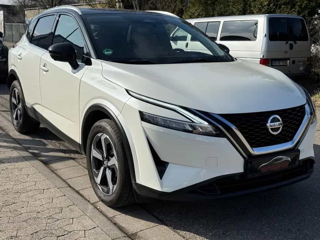 Nissan Qashqai 1.3DIG-T MHEV Xtronic Premiere/AHK/1HAND 11/2021-photo-3