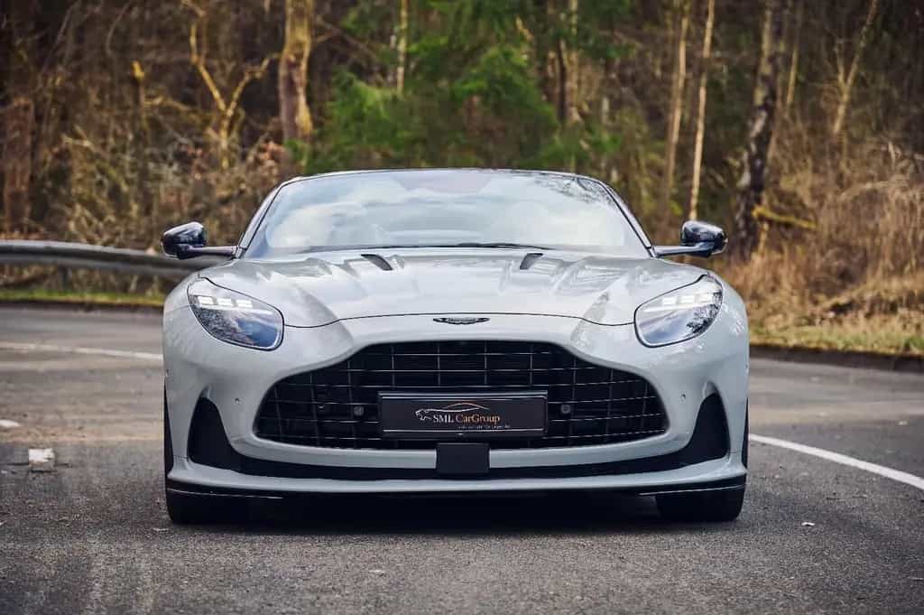 Aston Martin DB12 Volante / Apex Grey / Bowers & Wilkins 07/2024-photo-1