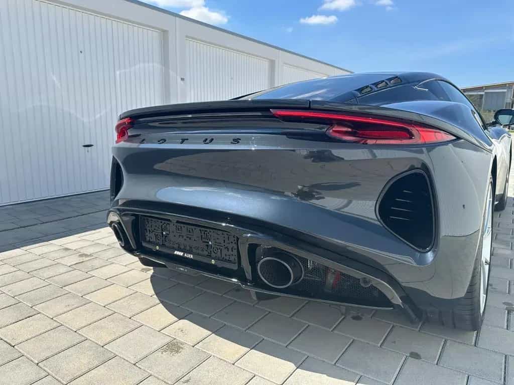 Lotus Emira First Edition 3.5L V6 *NEU*100km* Ice Grey 08/2024-photo-9
