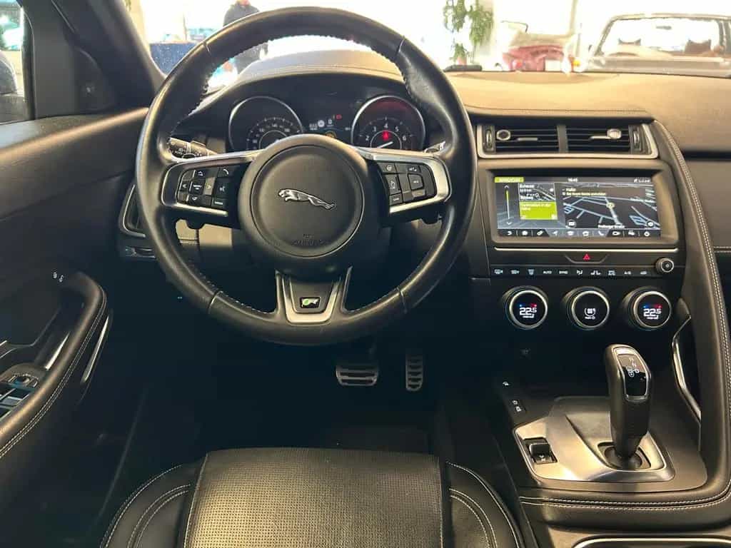 Jaguar E-Pace E-PACE R-Dynamic S AWD LED 05/2020-photo-8
