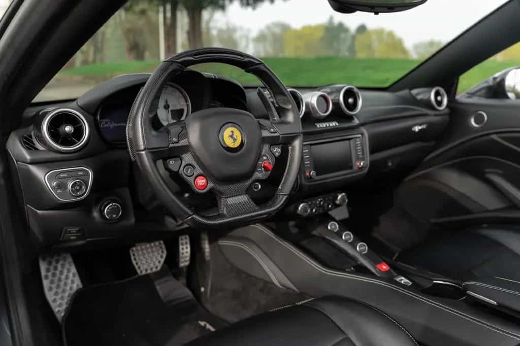 Ferrari California 3.9 V8 T 4-Sitzer 07/2015-photo-10