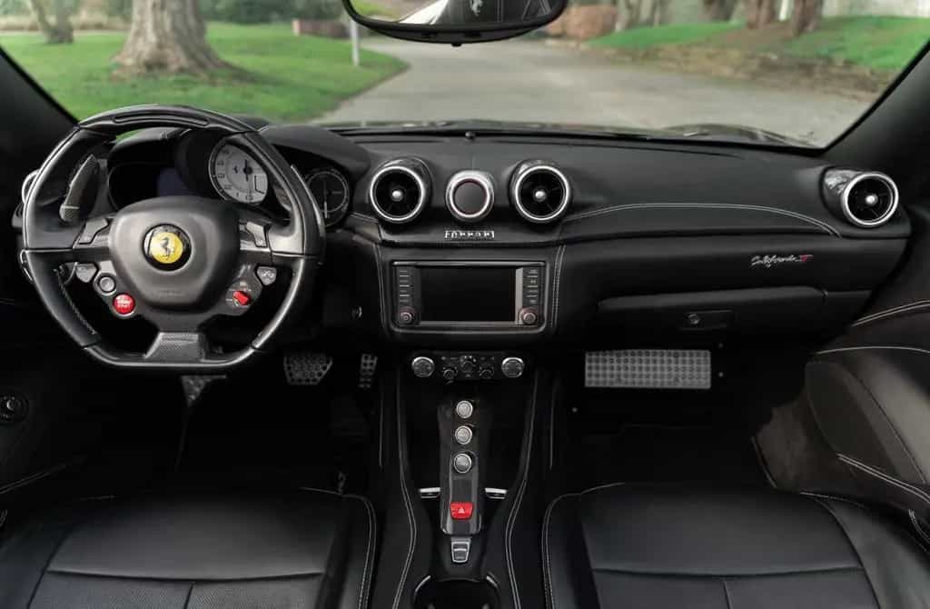 Ferrari California 3.9 V8 T 4-Sitzer 07/2015-photo-11