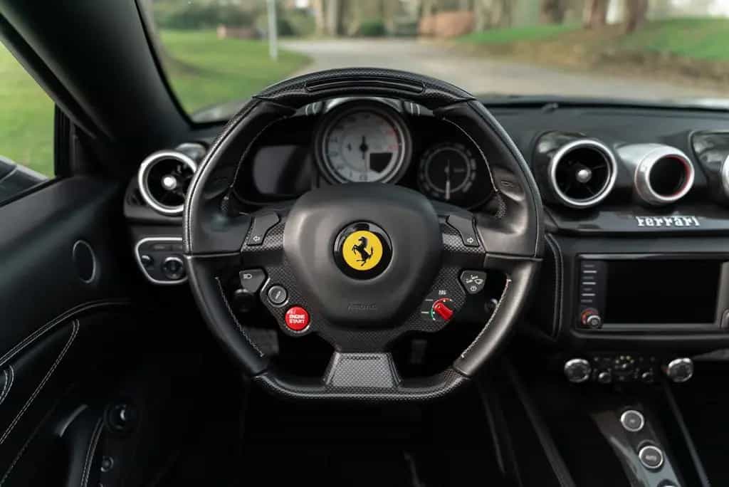 Ferrari California 3.9 V8 T 4-Sitzer 07/2015-photo-13