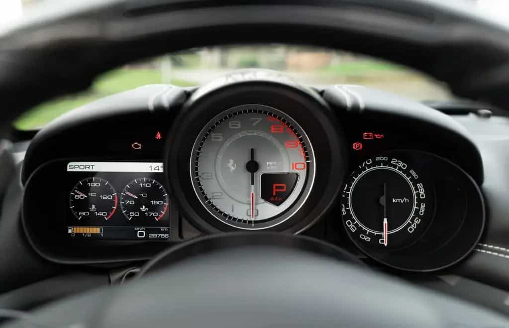 Ferrari California 3.9 V8 T 4-Sitzer 07/2015-photo-14