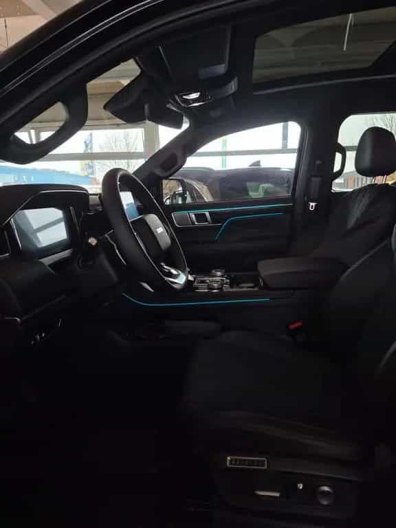 Foton 4 null-photo-8