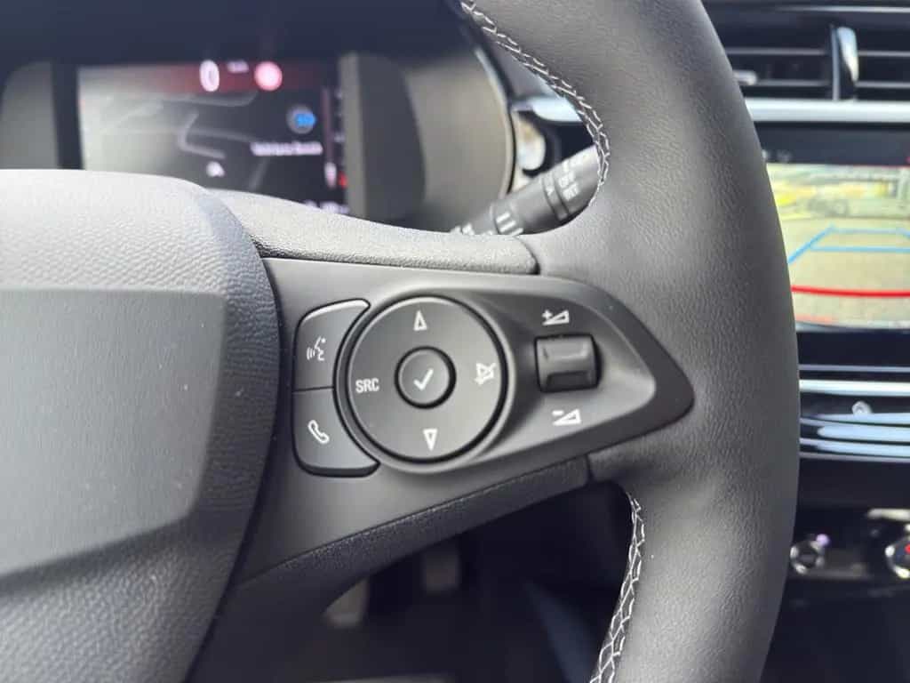 Opel Corsa F GS*LED*CARPLAY*KAM*SCHECKHEFT 05/2024-photo-22