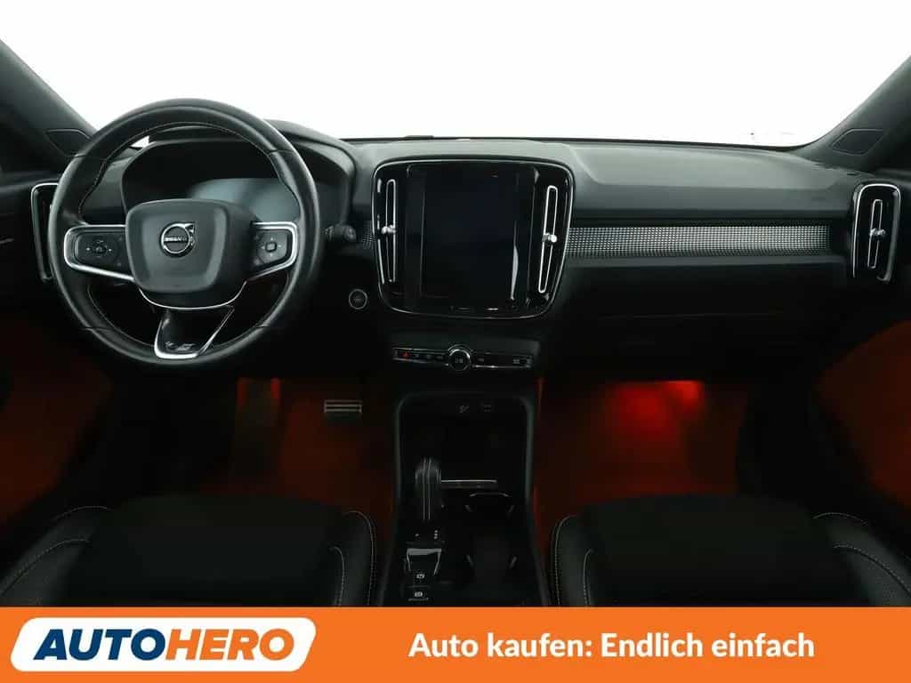 Volvo 2.0 T5 R-Design AWD Aut.*NAV*LED*TEMP*360CAM*PDC 02/2018-photo-11