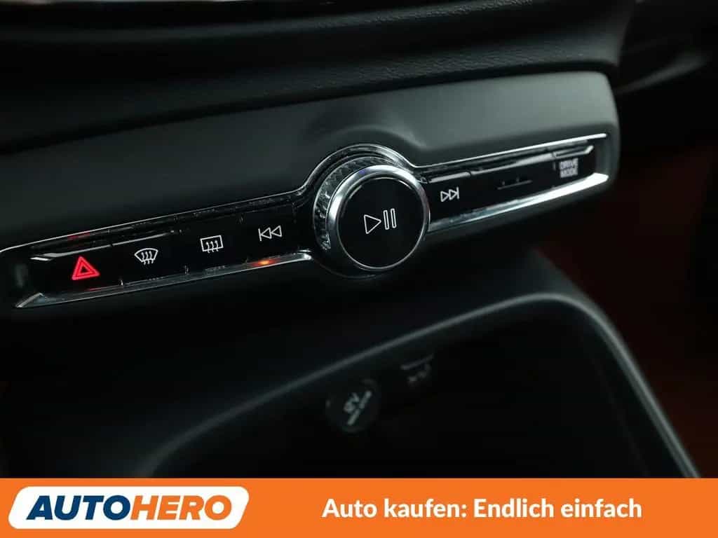 Volvo 2.0 T5 R-Design AWD Aut.*NAV*LED*TEMP*360CAM*PDC 02/2018-photo-23