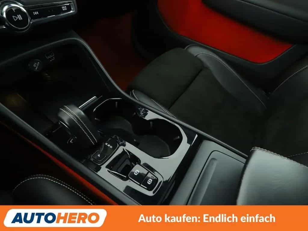 Volvo 2.0 T5 R-Design AWD Aut.*NAV*LED*TEMP*360CAM*PDC 02/2018-photo-24