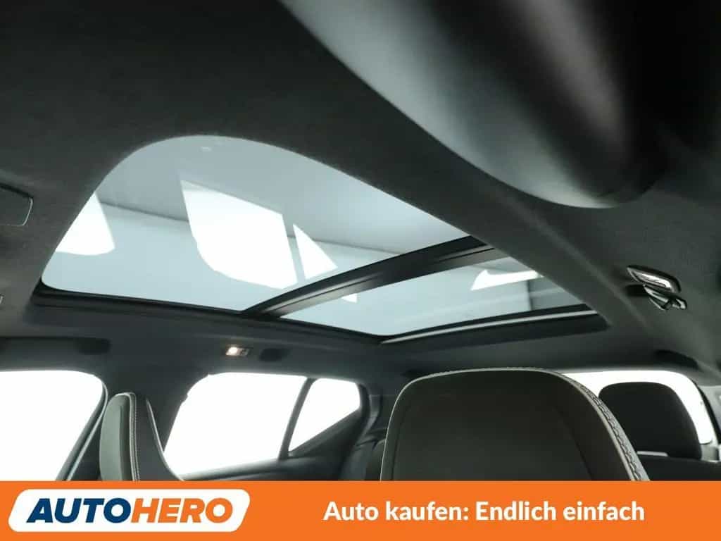Volvo 2.0 T5 R-Design AWD Aut.*NAV*LED*TEMP*360CAM*PDC 02/2018-photo-28