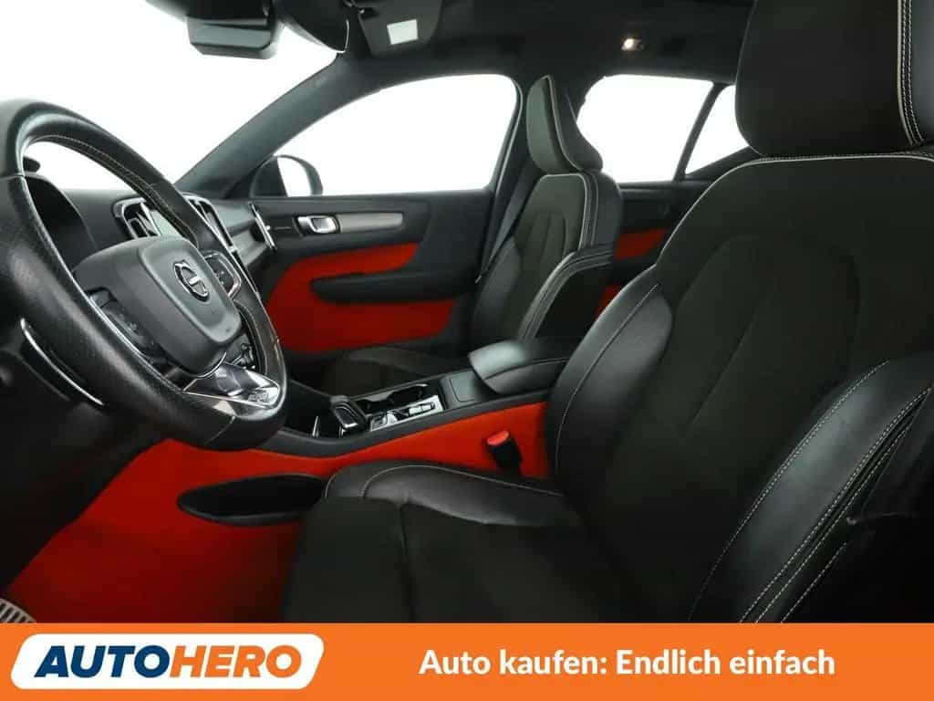 Volvo 2.0 T5 R-Design AWD Aut.*NAV*LED*TEMP*360CAM*PDC 02/2018-photo-9