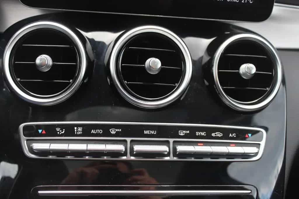 Mercedes-Benz C 180 T-Modell / Multibeam LED / AHK 01/2022-photo-18