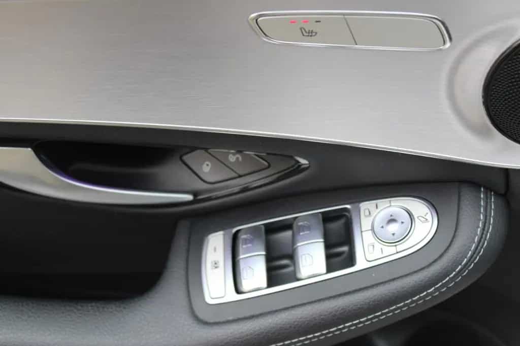 Mercedes-Benz C 180 T-Modell / Multibeam LED / AHK 01/2022-photo-29