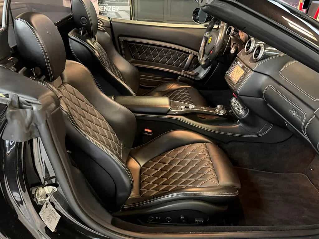 Ferrari California 30 V8 /CARBON/KAM/LED-LENKRAD/TOP 09/2014-photo-26
