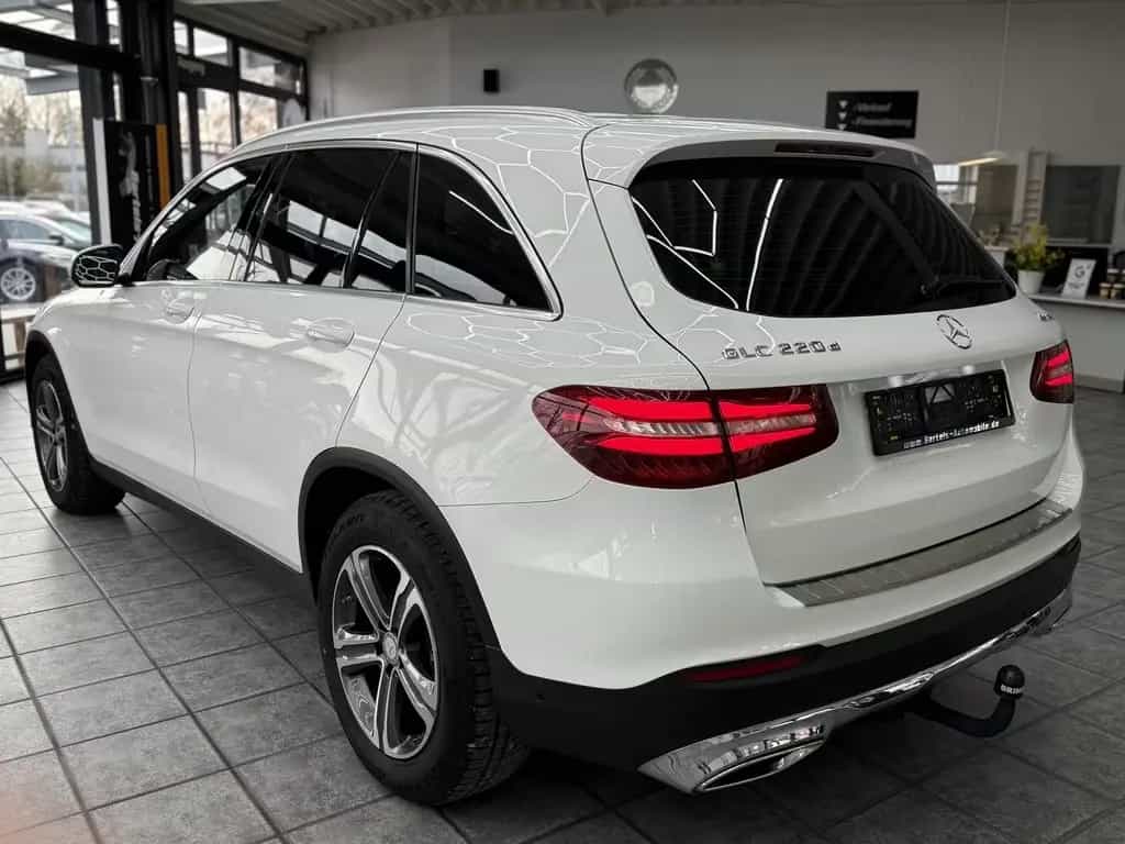 Mercedes-Benz GLC 220 d 4Matic, LED, Leder, Navi, 9G, ILS, AHK 10/2015-photo-1