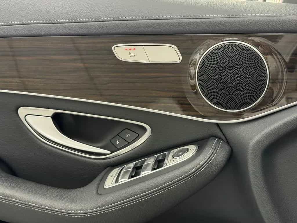 Mercedes-Benz GLC 220 d 4Matic, LED, Leder, Navi, 9G, ILS, AHK 10/2015-photo-12