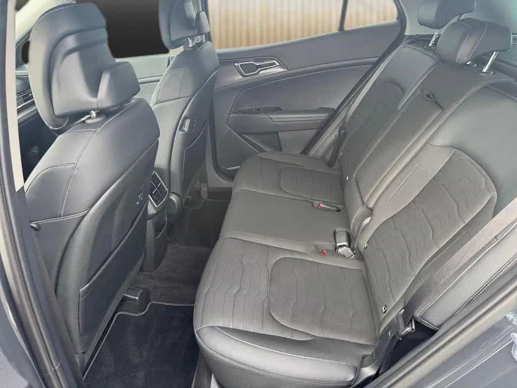 Kia Sportage 1.6 T Vision Komfort-Paket Navi Kamera 04/2025-photo-11
