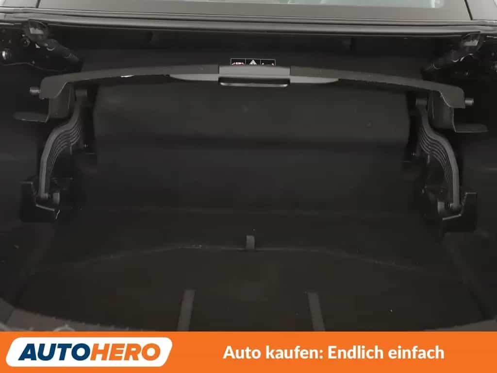 Mercedes-Benz SLC 200 CGI AMG Line Aut.*LED*NAVI*TEMPO*PDC*SHZ 12/2016-photo-17