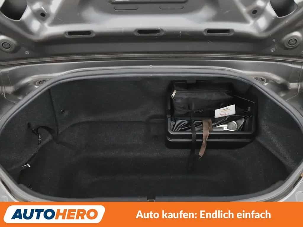 Mazda MX-5 2.0 Sports-Line RF *LED*TEMP*PDC*SHZ*ALU*KLIMA* 09/2017-photo-17