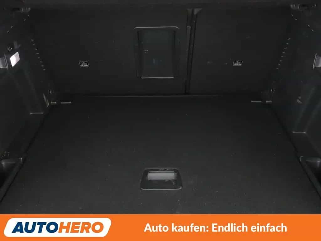Peugeot 3008 1.5 Blue-HDi Allure Aut*NAVI*LED*TEMPO*CAM* 08/2020-photo-17