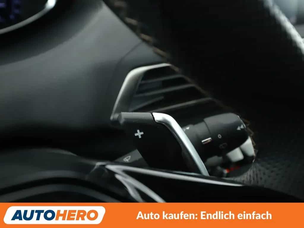 Peugeot 3008 1.5 Blue-HDi Allure Aut*NAVI*LED*TEMPO*CAM* 08/2020-photo-26