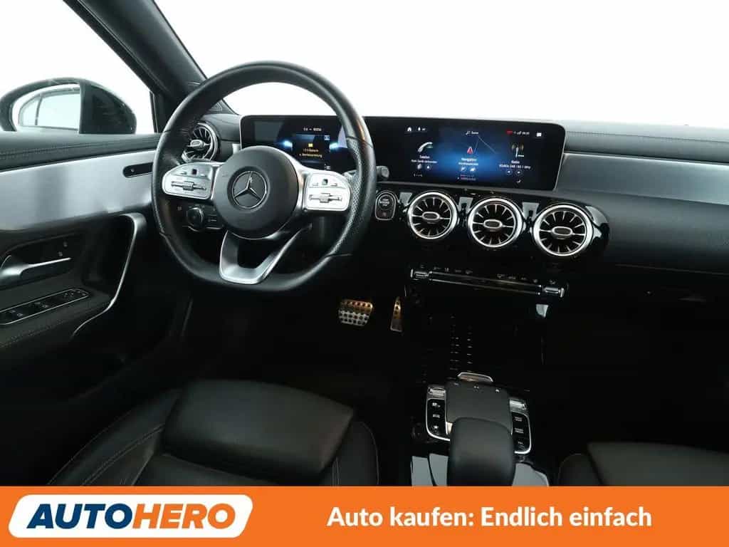 Mercedes-Benz A-Class 220 AMG Line Aut.*LED*NAVI*ACC*CAM*PDC*SHZ* 04/2019-photo-12