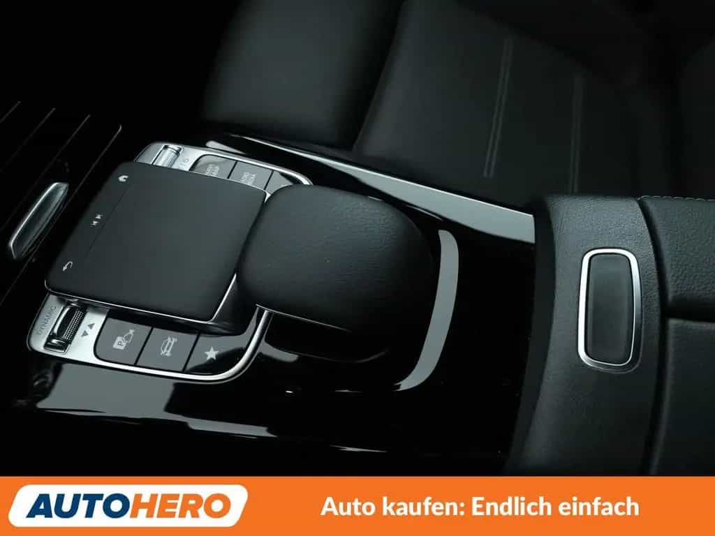 Mercedes-Benz A-Class 220 AMG Line Aut.*LED*NAVI*ACC*CAM*PDC*SHZ* 04/2019-photo-23