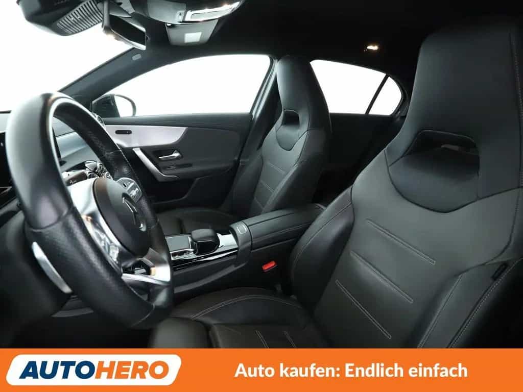 Mercedes-Benz A-Class 220 AMG Line Aut.*LED*NAVI*ACC*CAM*PDC*SHZ* 04/2019-photo-9