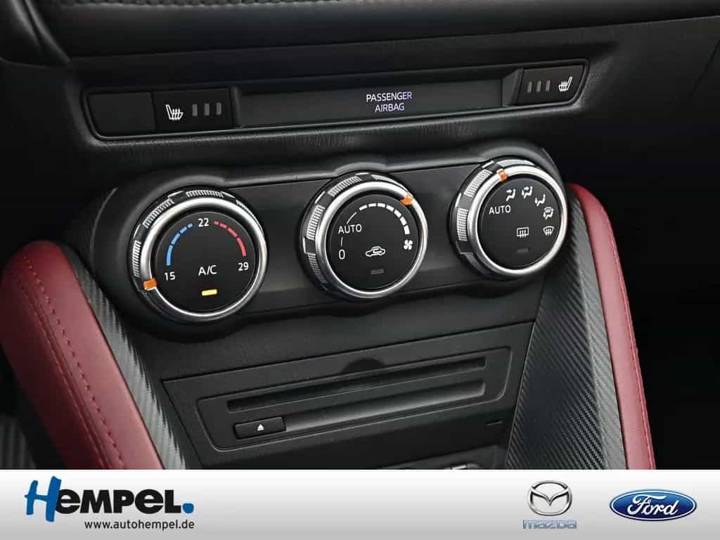 Mazda CX-3 2.0 Sports-Line SHZ KAMERA BOSE ACC HUD LED 06/2017-photo-8