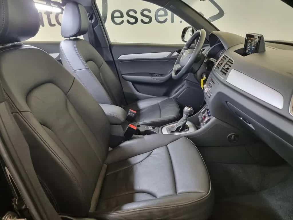 Audi Q3 2.0 TDi S tronic Bi-Xenon Navi Klima Leder 01/2018-photo-12