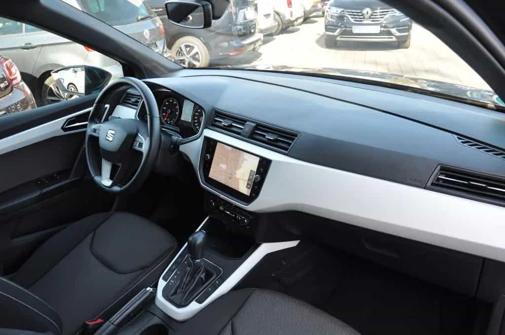 Seat Arona DSG Xcellence NAVI-LED-RKAM-KEYLESS-TOTW. 12/2018-photo-22
