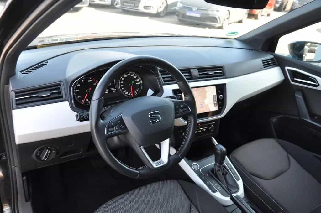 Seat Arona DSG Xcellence NAVI-LED-RKAM-KEYLESS-TOTW. 12/2018-photo-23